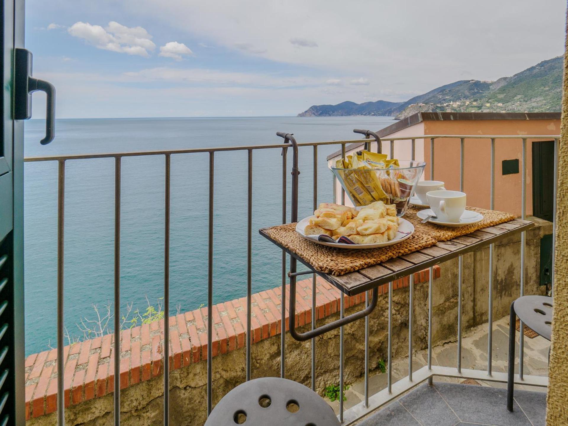 Il Baluardo Sea View Apartment On The Cliff Manarola Exteriör bild