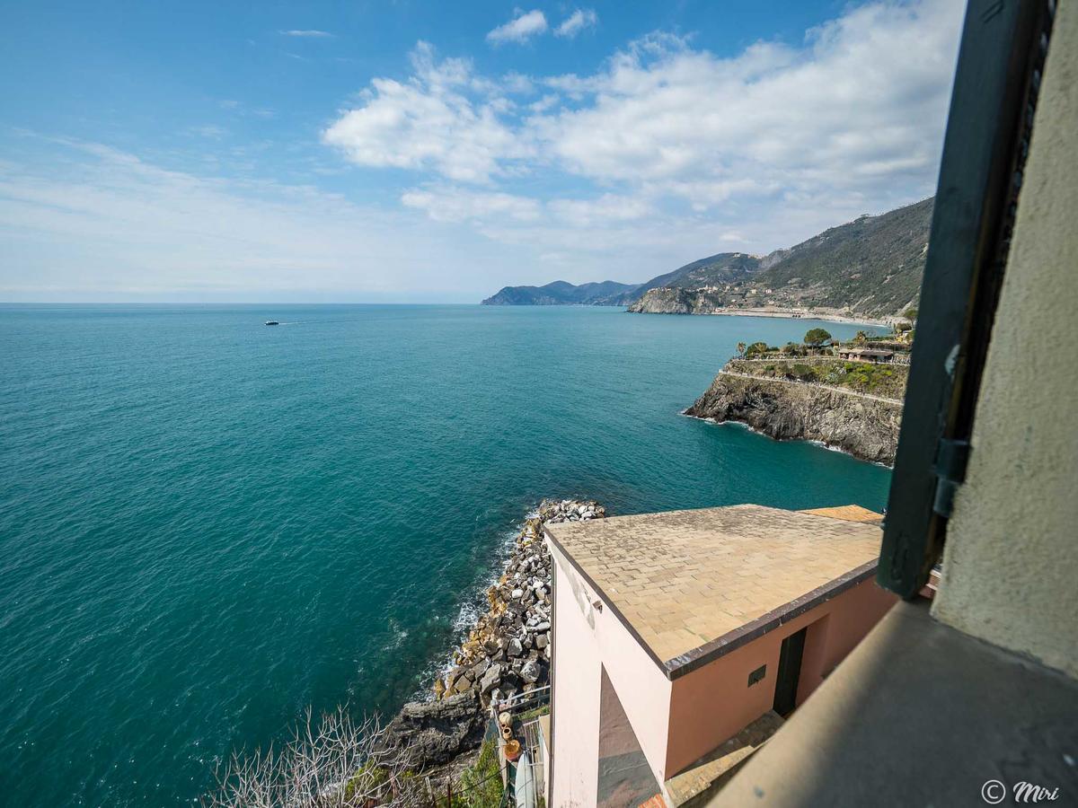 Il Baluardo Sea View Apartment On The Cliff Manarola Exteriör bild